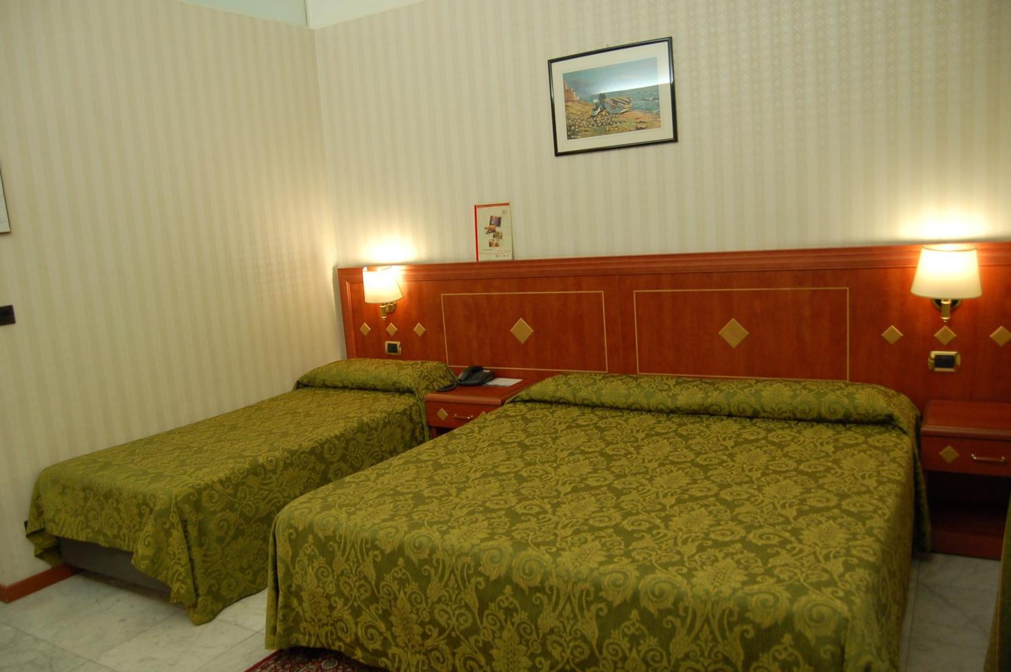 Hotel Chelsea Torino Esterno foto